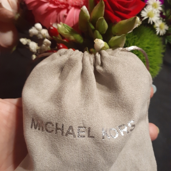 BRAND NEW MODERN SQUARE MICHAEL KORS BRACELET - Picture 7 of 7